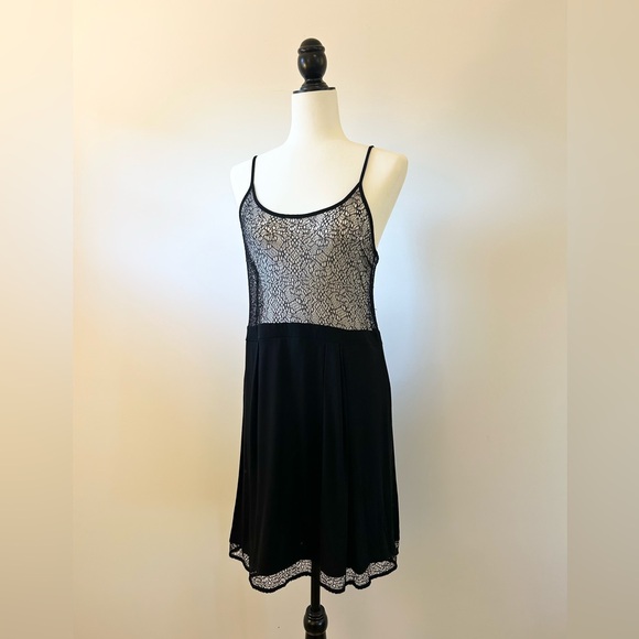 Heartloom Black 2 Piece Jersey Sleeveless Dress with Lace, Bamboo - size Large - Picture 8 of 10